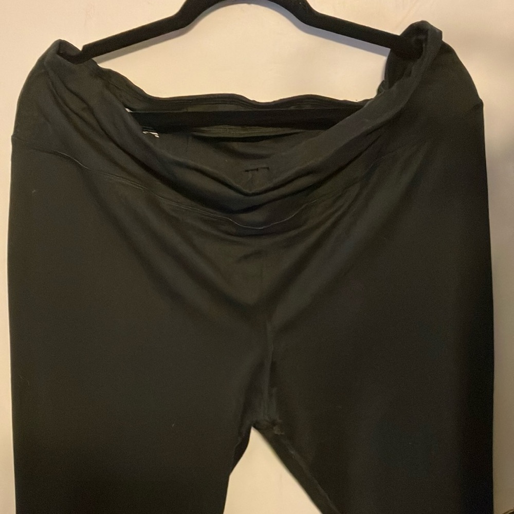 Sport pants with secret pocket